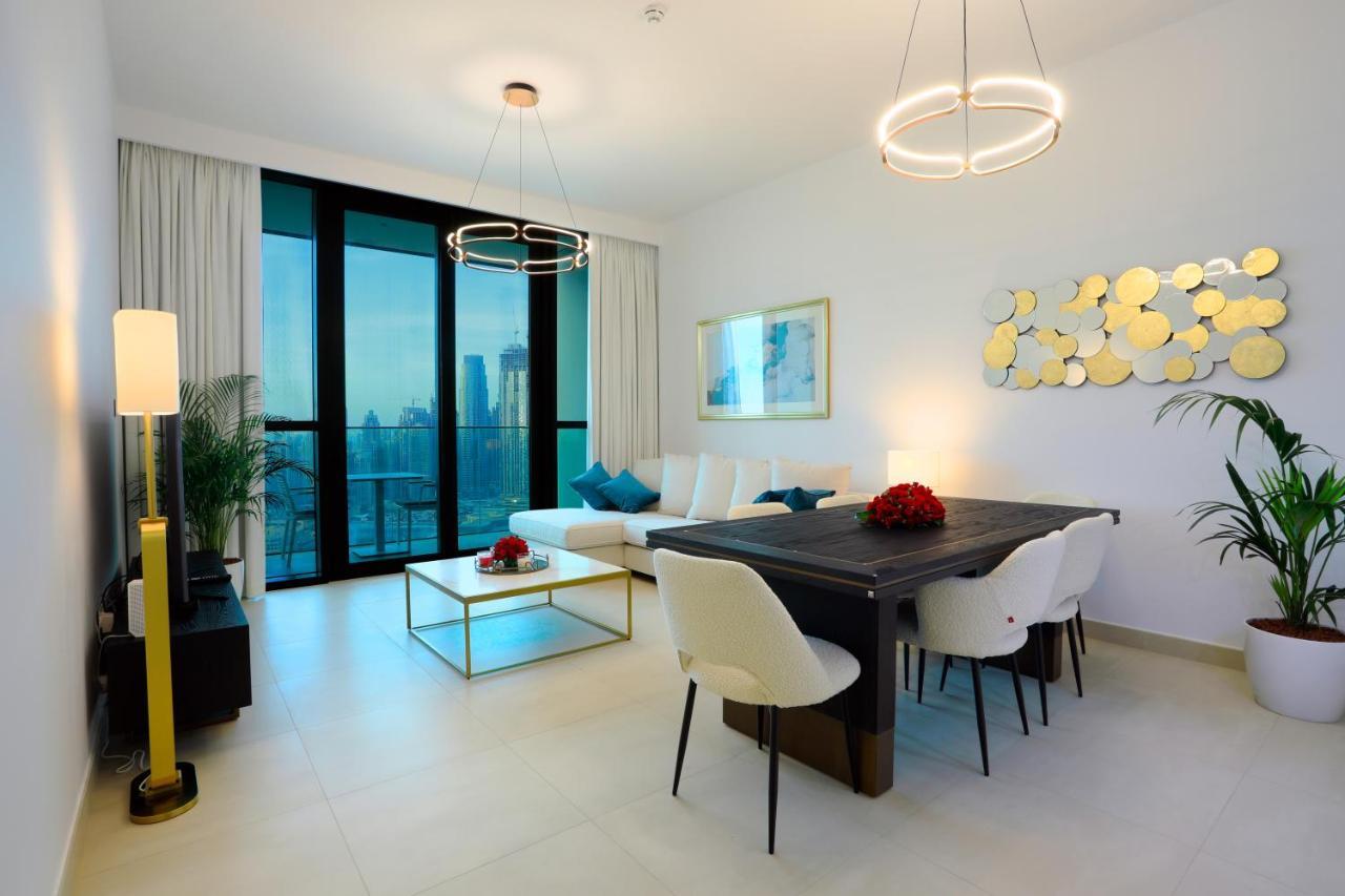 Elegant Apartment With Direct Access To Dubai Mall Exteriör bild