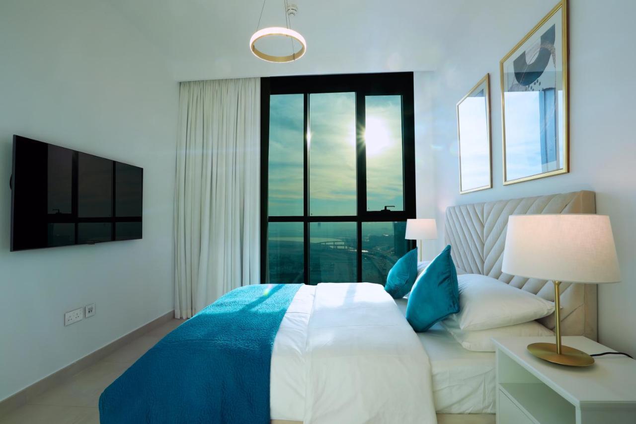 Elegant Apartment With Direct Access To Dubai Mall Exteriör bild