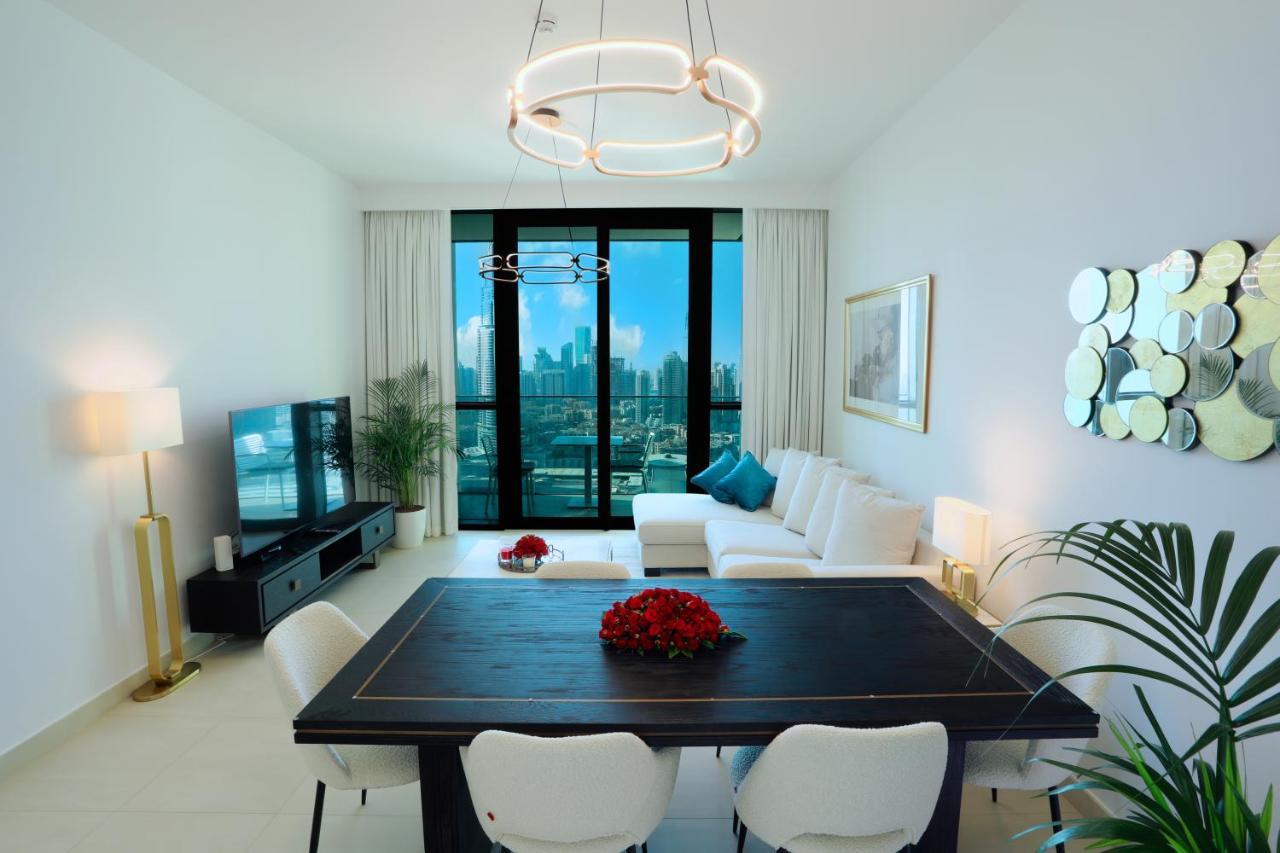 Elegant Apartment With Direct Access To Dubai Mall Exteriör bild