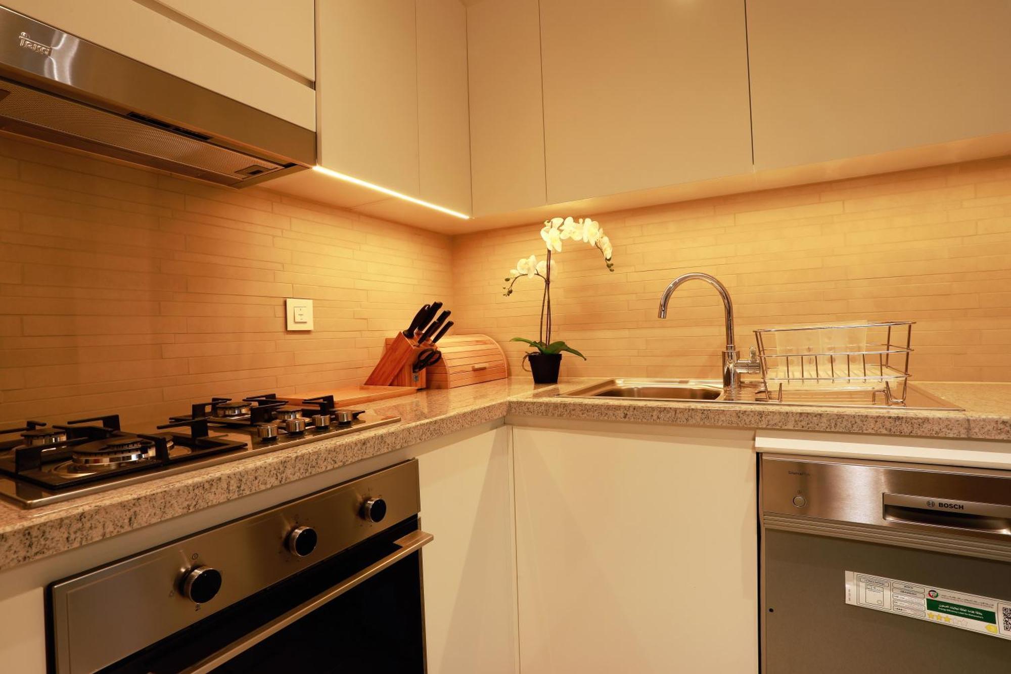 Elegant Apartment With Direct Access To Dubai Mall Exteriör bild